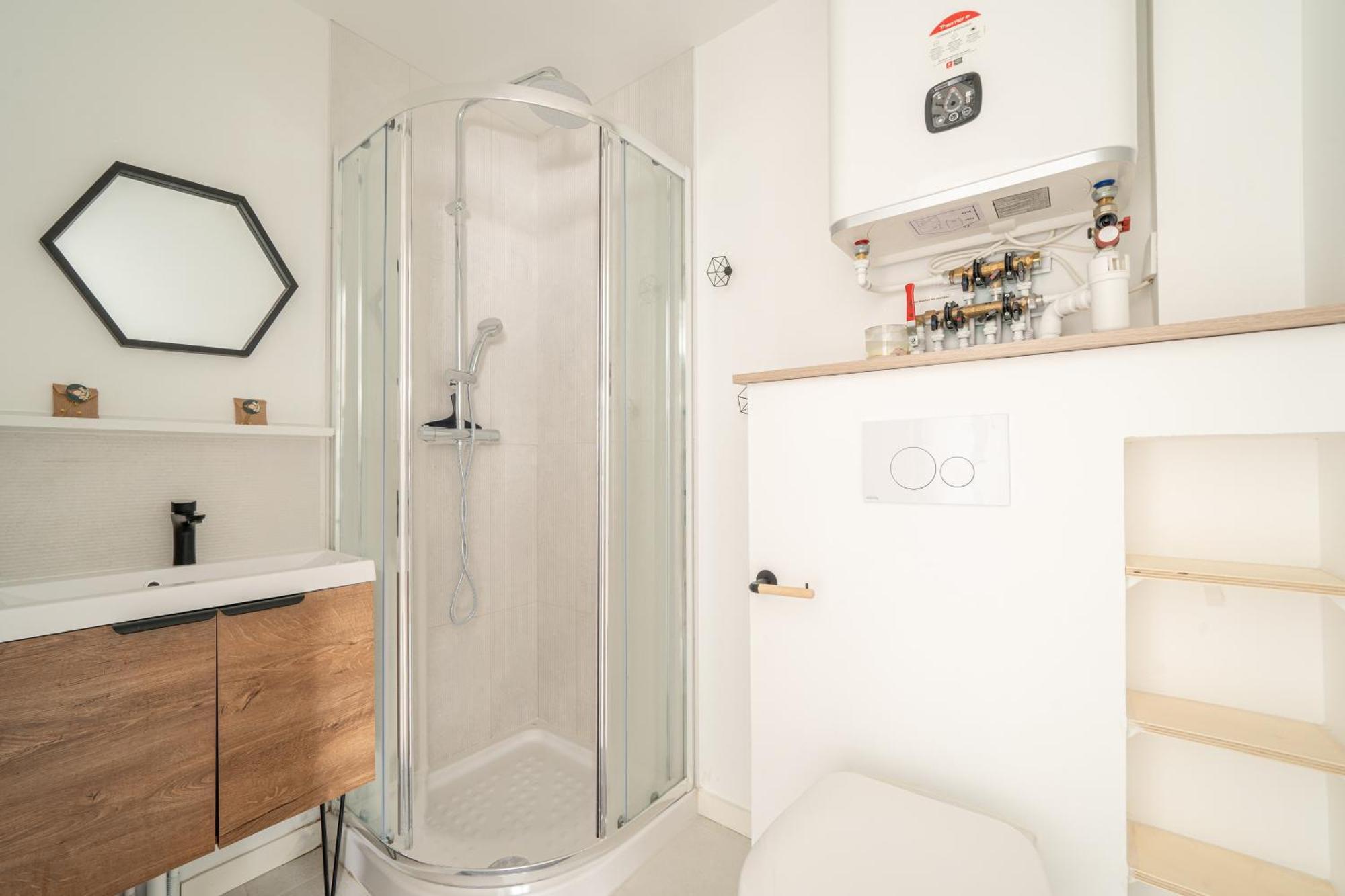 Suite Le Studio Litchi Baigne De Lumieres & Proche Des Plages Сен-Назер Экстерьер фото